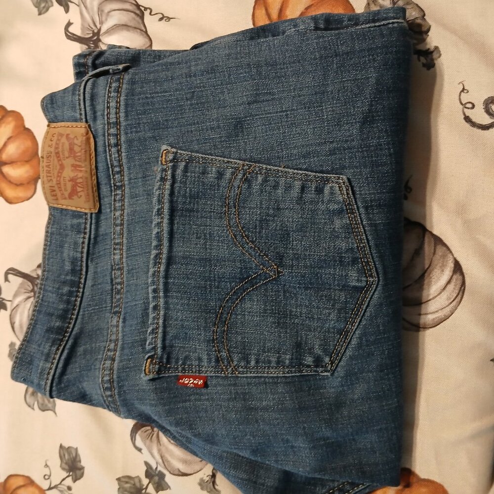 Levi jeans